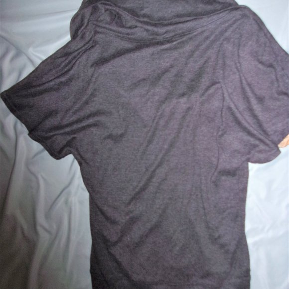 📌3/$20📌 Converse Cowl Neck Top - Sweatshirt Feel - Picture 3 of 3